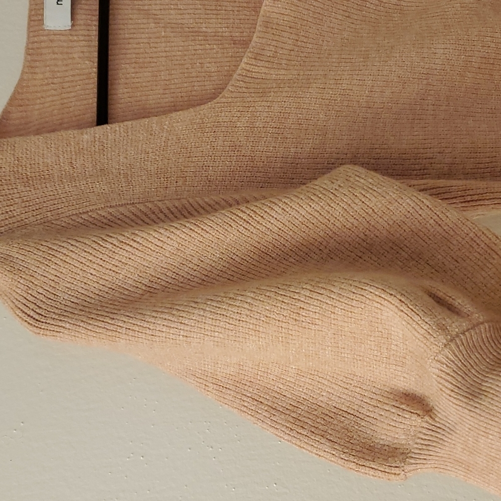 Sweater - Picture 3 of 3